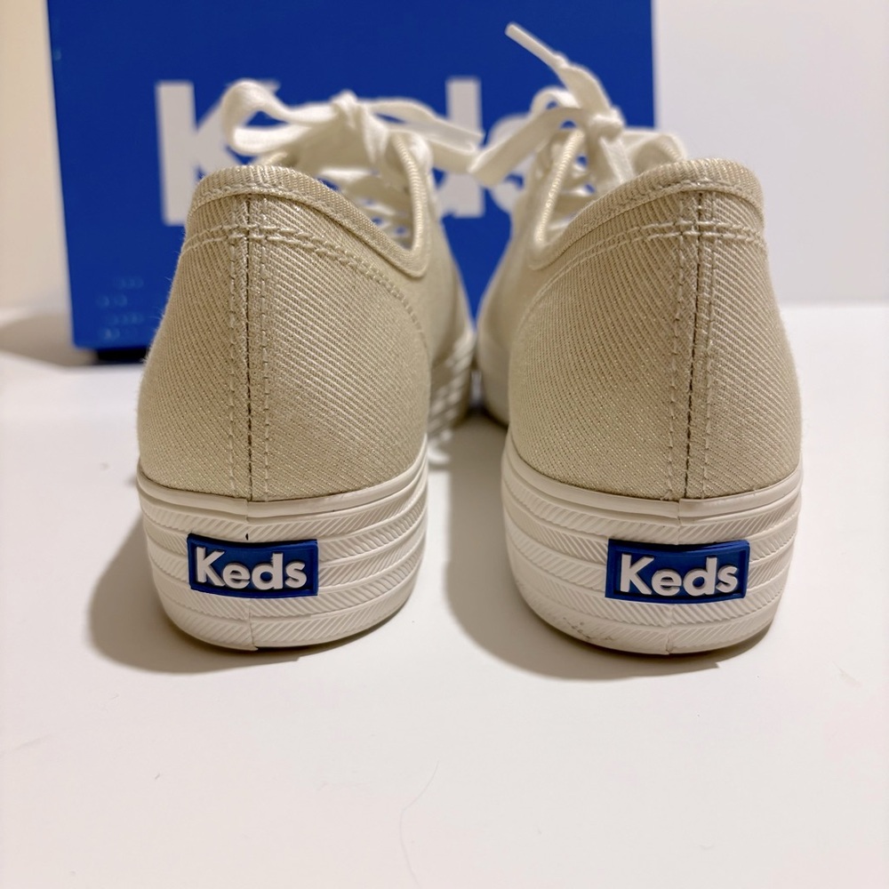 *NEW* Keds special edition Cream gold shimmer Canvas tennis shoes size 8.5